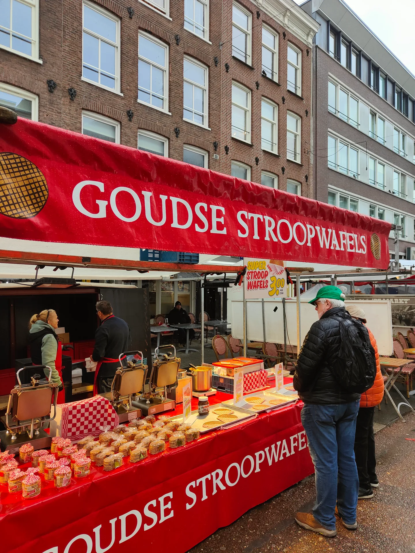 goudse stroopwafels on the albert cuyp