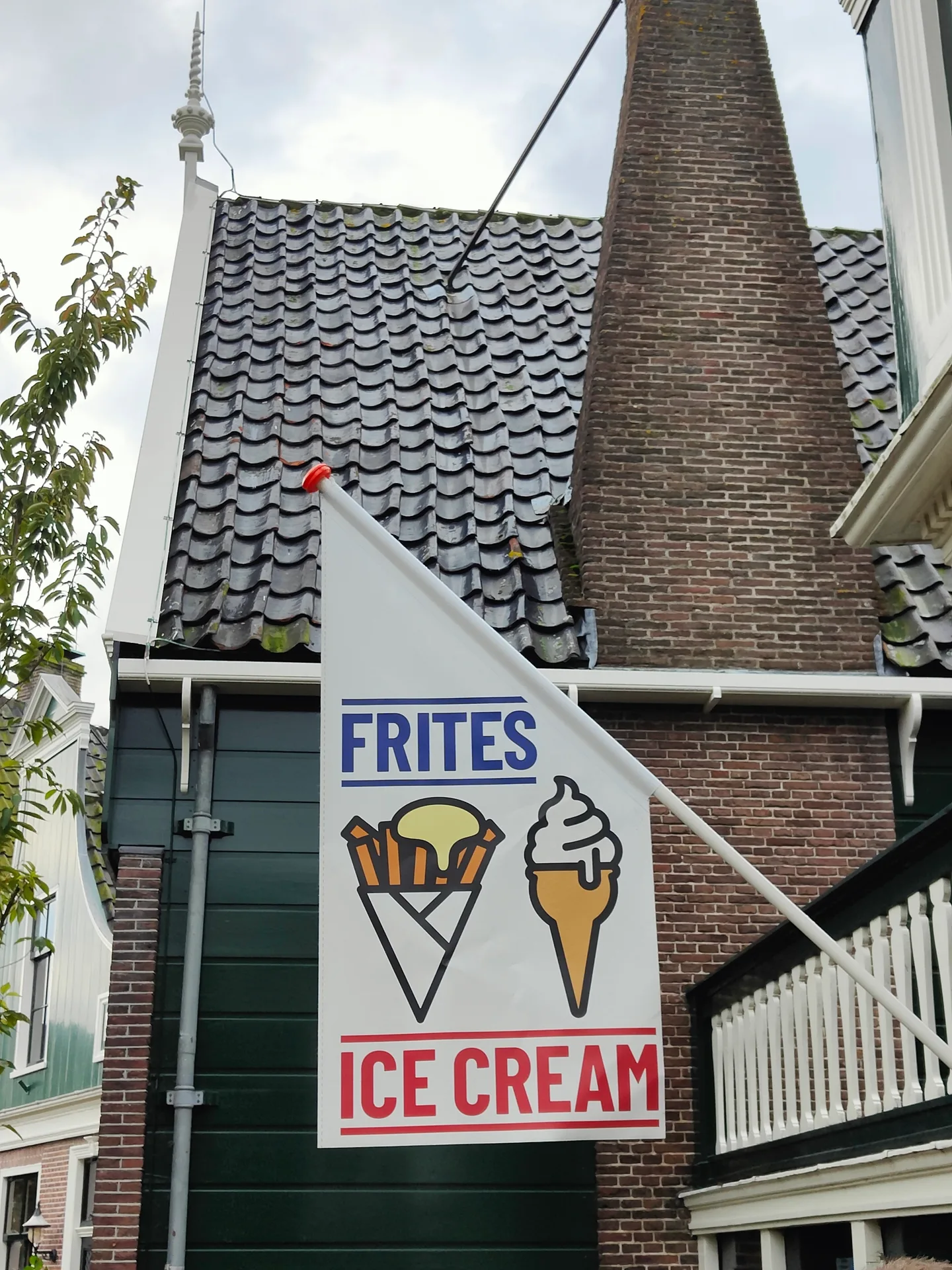 frites and ice cream